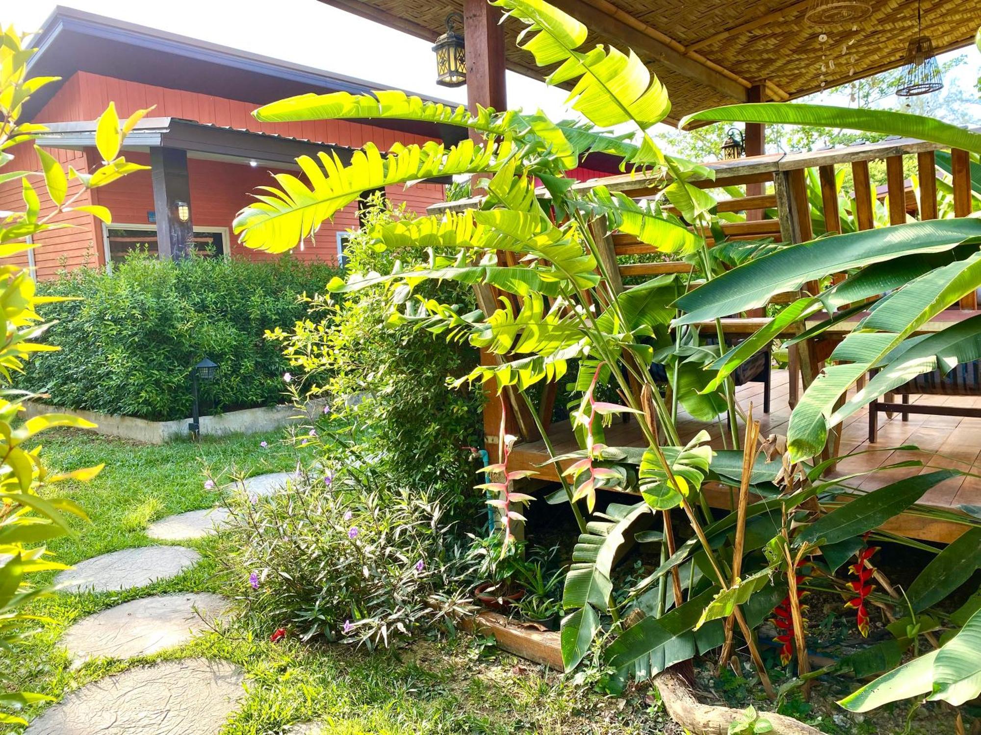 Coconut Lanta Resort @Klong Dow Beach Krabi town Exterior foto