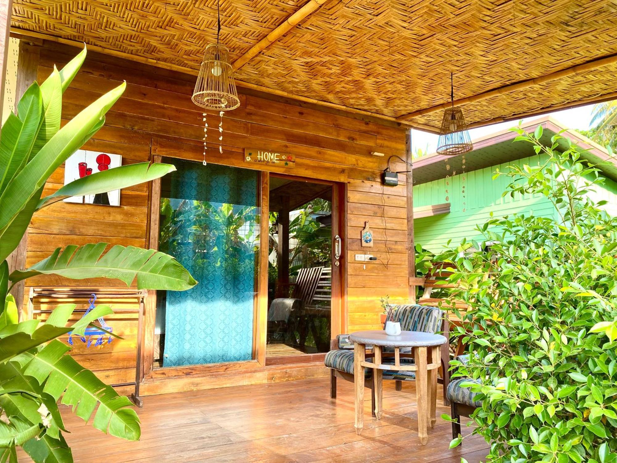 Coconut Lanta Resort @Klong Dow Beach Krabi town Exterior foto