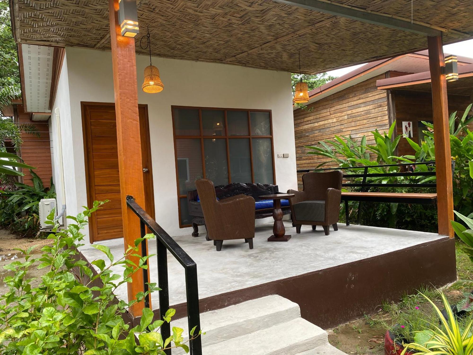 Coconut Lanta Resort @Klong Dow Beach Krabi town Exterior foto